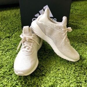 White Adidas Alphabounce